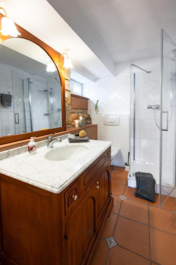 Romantische Ferienwohnung In Jugendstilvilla - Villa Del Viento นอยชตัดท์ อัน แดร์ ไวน์ชตราเซอ ภายนอก รูปภาพ