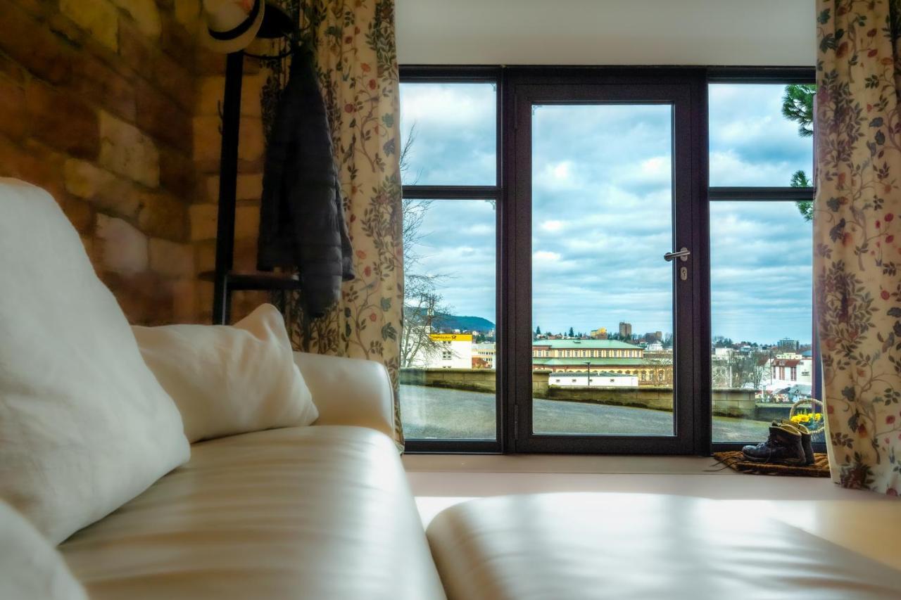 Romantische Ferienwohnung In Jugendstilvilla - Villa Del Viento นอยชตัดท์ อัน แดร์ ไวน์ชตราเซอ ภายนอก รูปภาพ