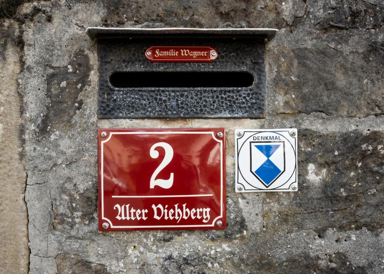 Romantische Ferienwohnung In Jugendstilvilla - Villa Del Viento นอยชตัดท์ อัน แดร์ ไวน์ชตราเซอ ภายนอก รูปภาพ